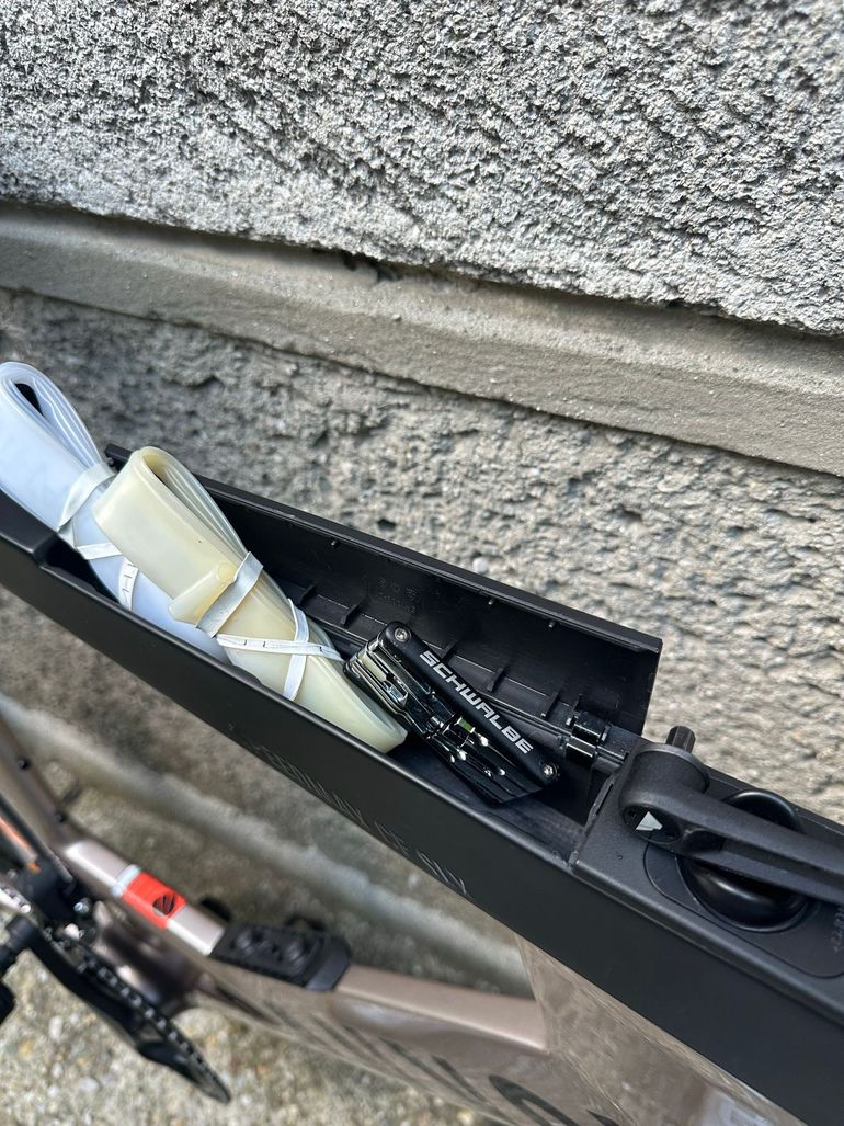 Použité Canyon Speedmax CF SLX 7 Di2 2026 2026 Road & Gravel — obrázek 3 z 18