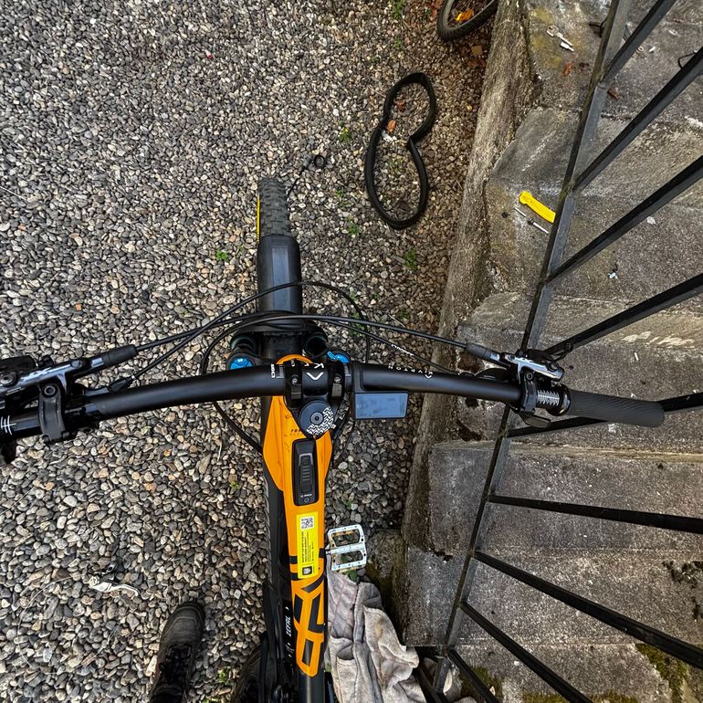 Used Mondraker CRAFTY RACE 2024 2024 Mountainbike, Orange, 29 — image 3 of 7