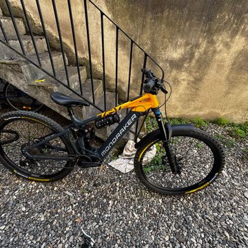 Mondraker Crafty Shimano Deore XT 2025 Mountainbike usato, Arancione — immagine 5 di 7