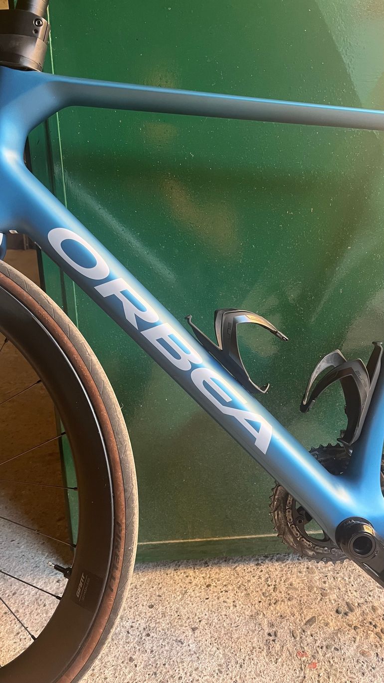 Used Orbea ORCA M31eTEAM 2024 2024 Road & Gravel, Blue — image 9 of 12