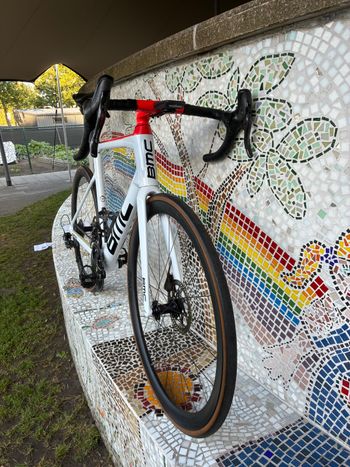 Używany BMC Teammachine SLR01 LTD 2023 2023 Road & Gravel — zdjęcie 4 z 11