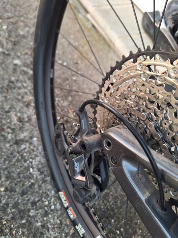 Used Orbea Oiz Shimano Deore XT Di2 2025 Mountainbike, Light Gray — image 4 of 7