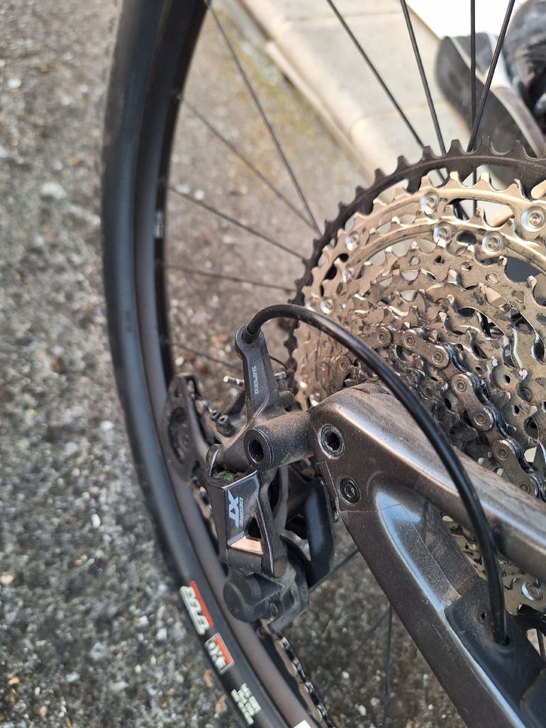 Used Orbea Oiz Shimano Deore XT Di2 2025 Mountainbike, Light Gray — image 4 of 7