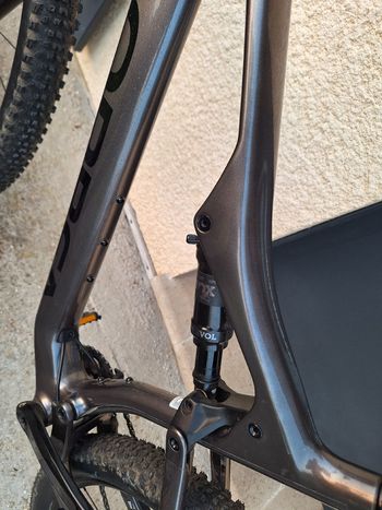 Used Orbea Oiz Shimano Deore XT Di2 2025 Mountainbike, Light Gray — image 6 of 7