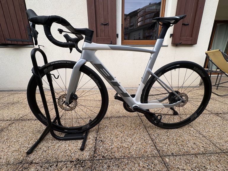 Used BH AEROLIGHT 6.0 2023 2023 Road & Gravel, Light Gray — image 3 of 3