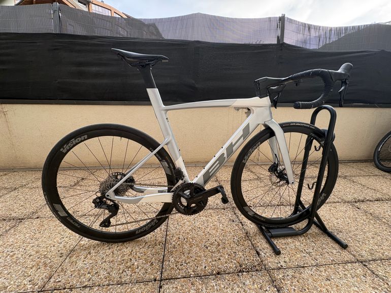 Used BH AEROLIGHT 6.0 2023 2023 Road & Gravel, Light Gray — image 1 of 3