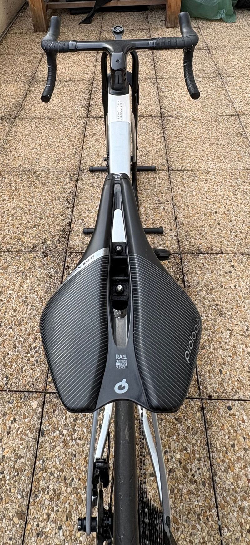 Gebrauchtes BH AEROLIGHT 6.0 2023 2023 Road & Gravel, Hellgrau — Bild 2 von 5