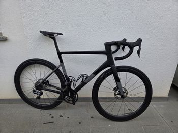 Used Cannondale Hi-MOD Disc Ultegra Di2 2021 Road & Gravel, Black — image 3 of 4