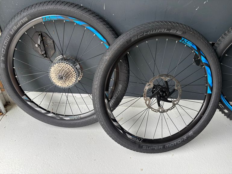 Used Giant Dirt-E+ 0 Pro 2018 2018 Mountainbike, Black, 27.5 — image 8 of 8