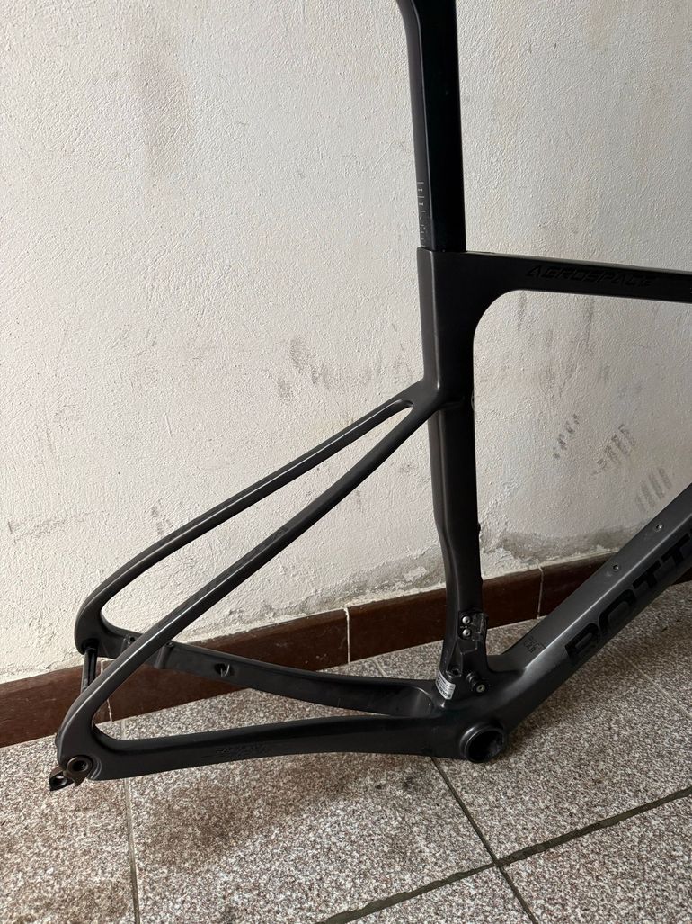 Used Bottecchia Aerospace Frameset 2023 Road & Gravel, Black — image 5 of 6