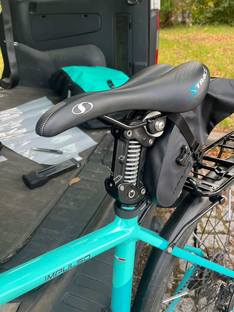 Used Bianchi Impulso GRX 2023 2023 Road & Gravel, Blue — image 5 of 9