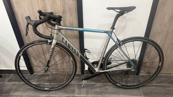 Brugt Canyon Ultimate CF SL 9.0 Di2 2017 2017 Road & Gravel — billede 2 af 3