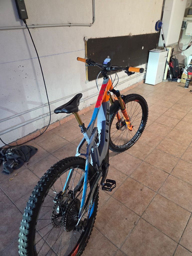 Used CUBE Stereo hybrid Shimano Deore XT 2019 Mountainbike, Orange — image 2 of 7