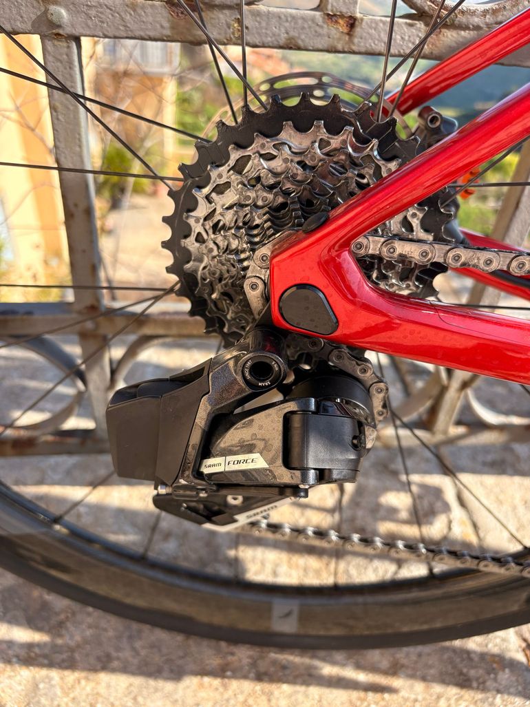 Brugt Colnago V4 SRAM Force eTap AXS 2024 Road & Gravel — billede 10 af 11