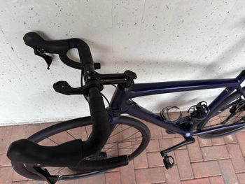 Used Specialized Aethos Sport - Shimano 105 2024 2024 Road & Gravel, Blue — image 3 of 4