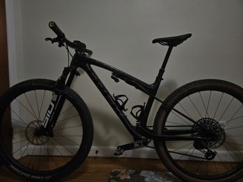 Used Trek Supercaliber SLR 9.8 X0 Flight Attendant Gen 2 2026 2026 Mountainbike, Black, 29 — image 5 of 6