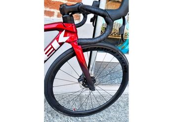 Used Trek Émonda SLR 7 eTap 2022 2022 Road & Gravel, Red — image 6 of 15