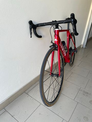 Used Canyon Ultimate CF SL 2018 Road & Gravel, Red — image 5 of 9
