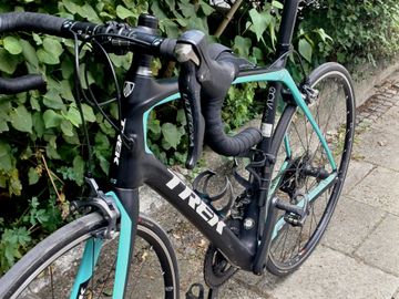 Trek Domane 5.9 Compact 2016 2016 Road & Gravel usato, Verde — immagine 2 di 10