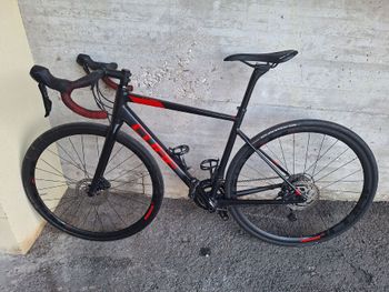 Gebrauchtes CUBE ATTAIN SL Disc 2018 2018 Road & Gravel, Schwarz — Bild 2 von 5