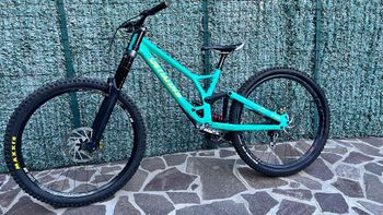 Used Specialized Demo SRAM GX DH 2020 Mountainbike, Green — image 2 of 13