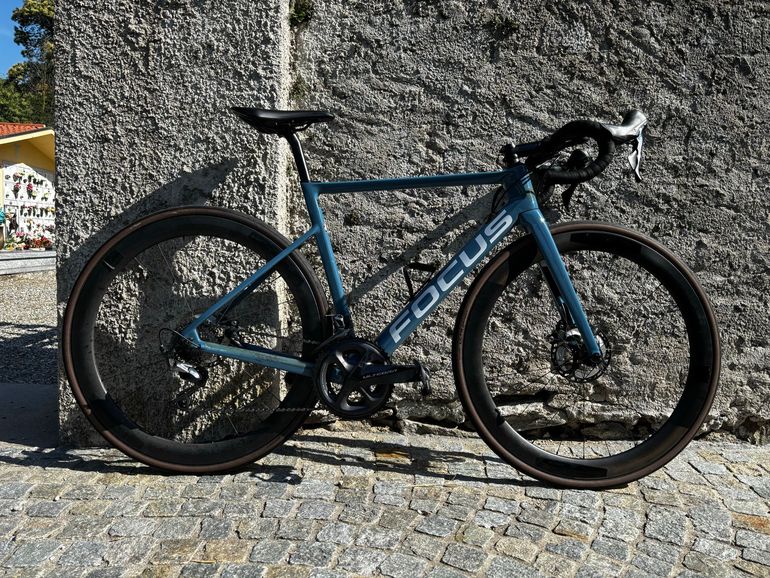 Used Focus IZALCO MAX 8.9 2022 2022 Road & Gravel, Blue — image 1 of 8