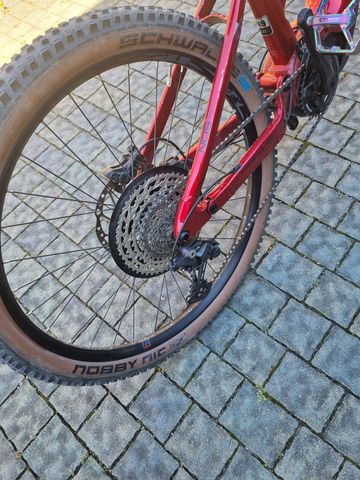 Gebrauchtes Hercules Nos FS 1.2 2025 2025 Mountainbike, Rot, 27.5 — Bild 10 von 11