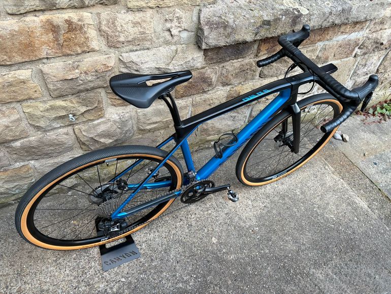 Canyon Grail CF SL 8 Di2 2021 2021 Road & Gravel d'occasion — image 2 sur 8