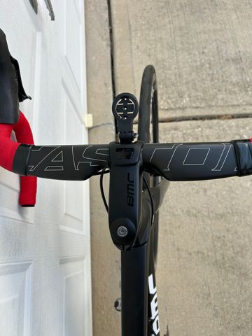 Used BMC Roadmachine Shimano Dura Ace 2017 Road & Gravel, Black — image 4 of 17