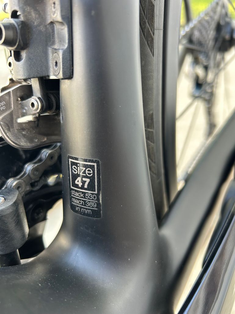 Used BMC Roadmachine Shimano Dura Ace 2017 Road & Gravel, Black — image 15 of 17