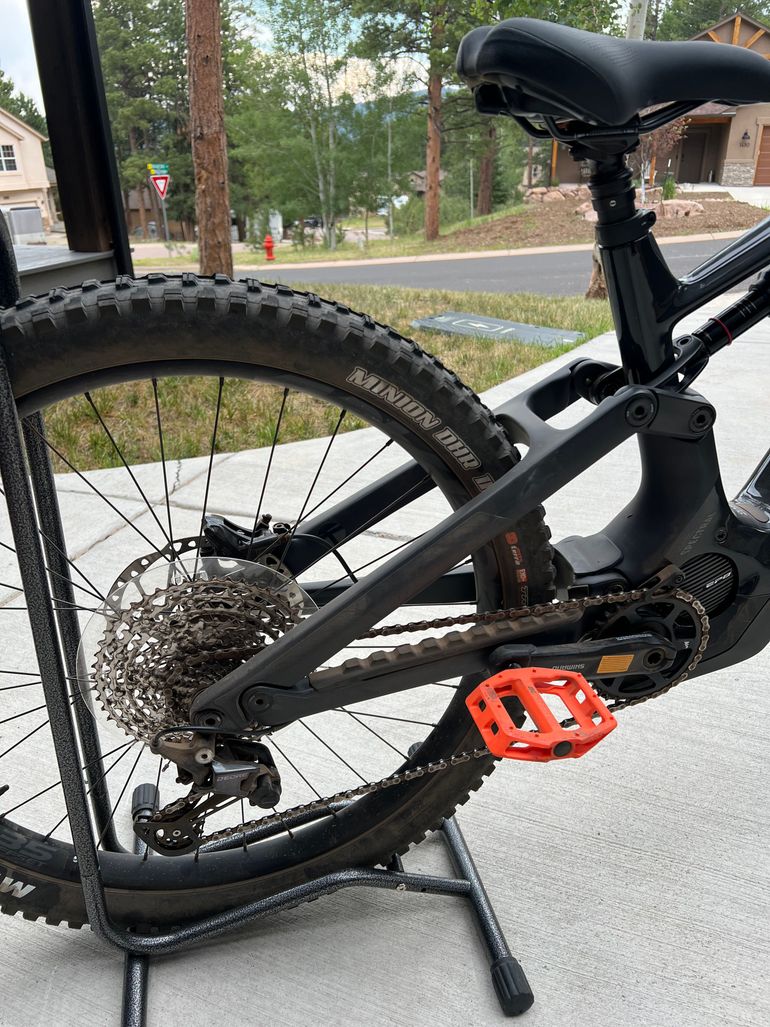 Used Canyon Spectral:on Shimano Deore 2024 Mountainbike, Black — image 4 of 5