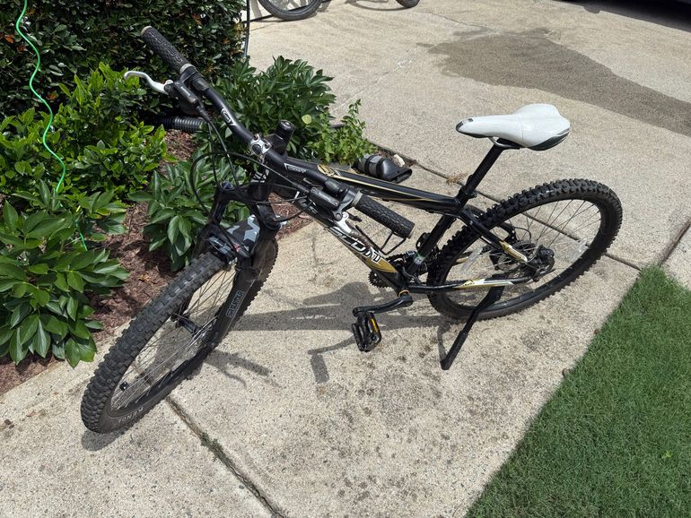 Used Scott aspect Custom Shimano Deore 2009 Mountainbike, White — image 2 of 6
