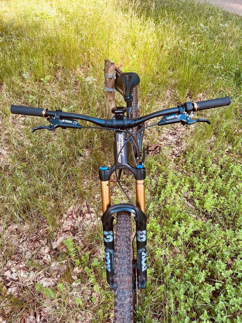 Used UNNO MITH Race 2026 2026 Mountainbike, Light Gray, 29, 27.5 — image 4 of 7