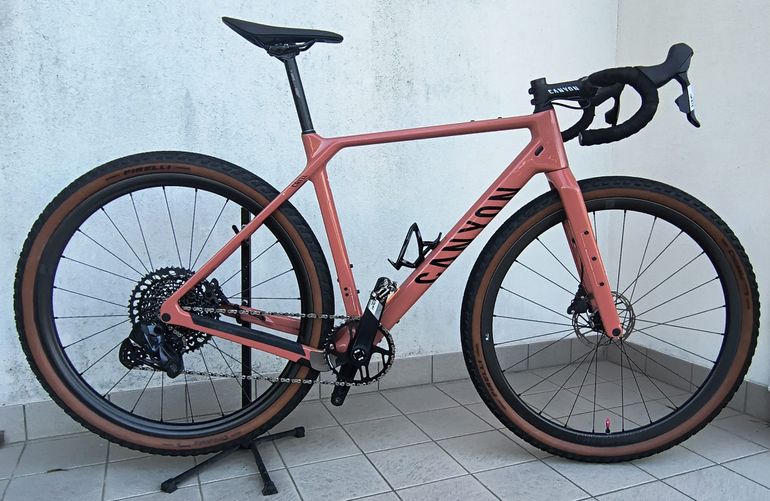 Used Canyon Grizl CF SL 6 AXS 2025 2025 Road & Gravel, Red — image 1 of 8