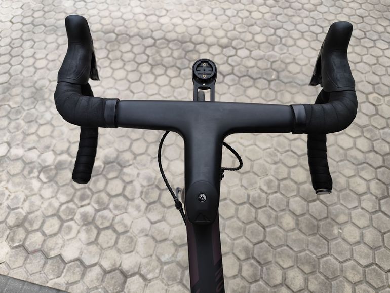 Used Canyon Ultimate CF Evo 10.0 LTD 2020 2020 Road & Gravel, Black — image 4 of 9