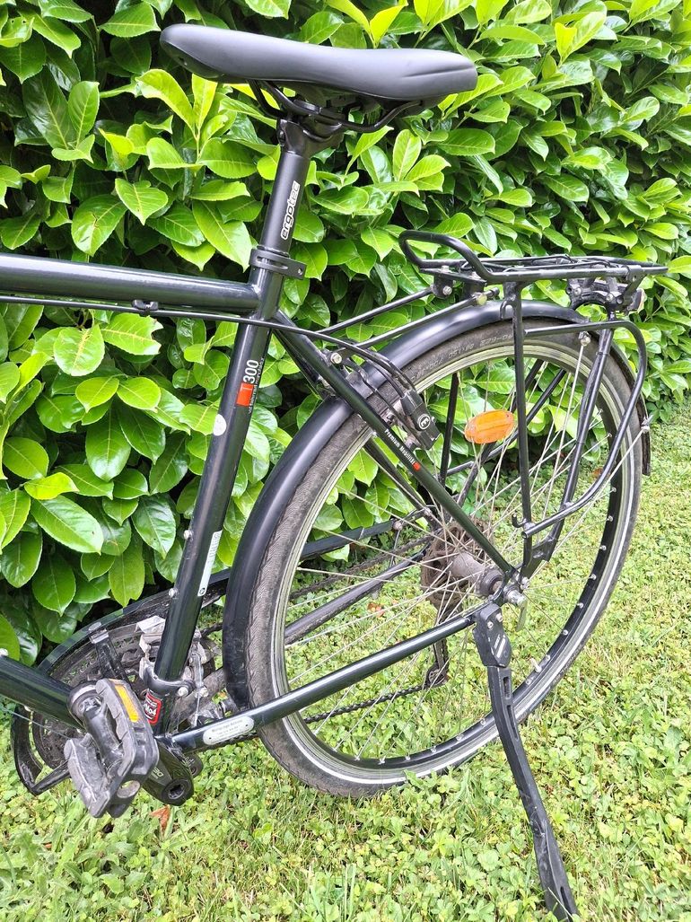 Used Fahrradmanufaktur Custom 2023 Urban, Black — image 2 of 3