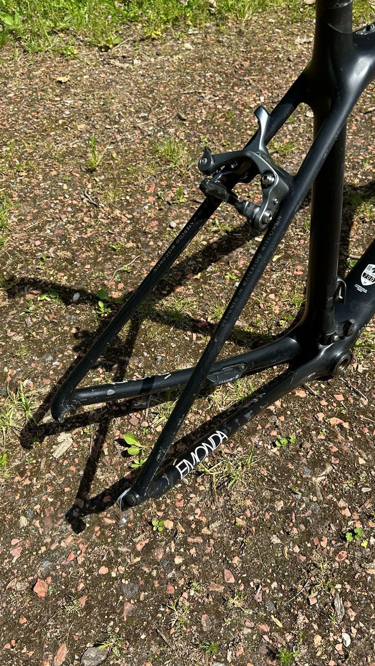 Used Trek Émonda SLR 8 H2 2015 Frameset 2015 Road & Gravel, Black — image 7 of 9