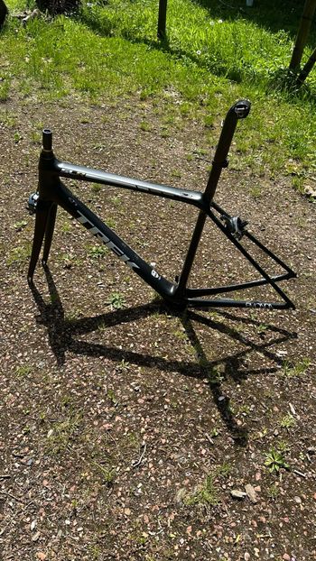 Used Trek Émonda SLR 8 H2 2015 Frameset 2015 Road & Gravel, Black — image 4 of 9