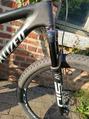 Used Specialized Epic World Cup Expert - SRAM GX AXS, RockShox Select+ 2024 2024 Mountainbike, Black, 29 — image 6 of 8
