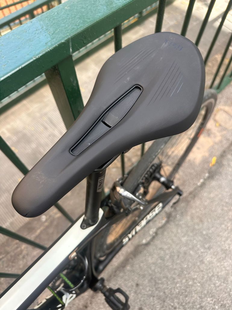 Used Cannondale Synapse Carbon Women's Ultegra Di2 2017 2017 Road & Gravel, Black — image 4 of 5