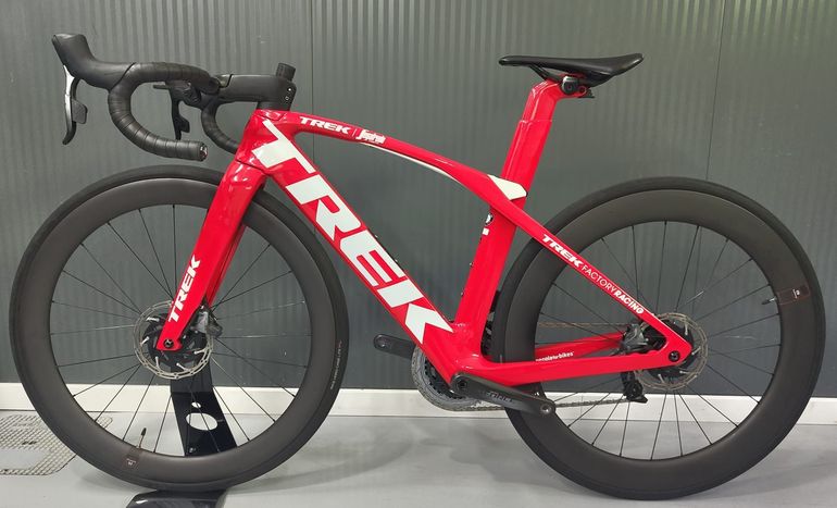 Used Trek Madone Slr 9 2019 Road & Gravel, Red — image 1 of 7