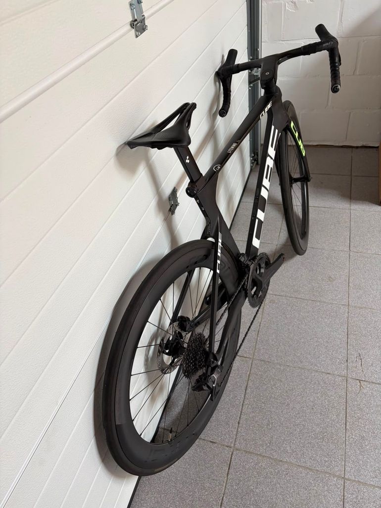 Used CUBE LITENING AERO C:68X RACE 2024 2024 Road & Gravel, Black — image 4 of 4