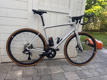 Used Specialized Aethos 2 Expert - Shimano Ultegra Di2 2026 2026 Road & Gravel