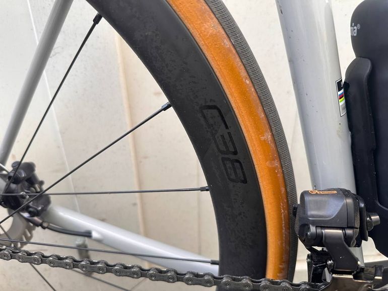 Used Specialized Aethos 2 Expert - Shimano Ultegra Di2 2026 2026 Road & Gravel, Light Gray — image 4 of 4