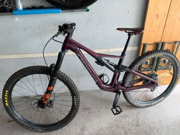 Gebrauchtes Orbea RALLON M10 2024 2024 Mountainbike, Schwarz, 29 — Bild 1 von 8