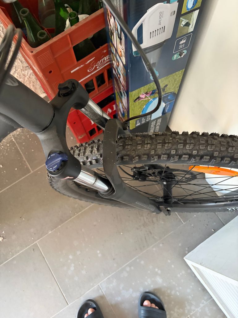 Tweedehands Trek Marlin 6 2022 2022 Mountainbike — afbeelding 4 van 5