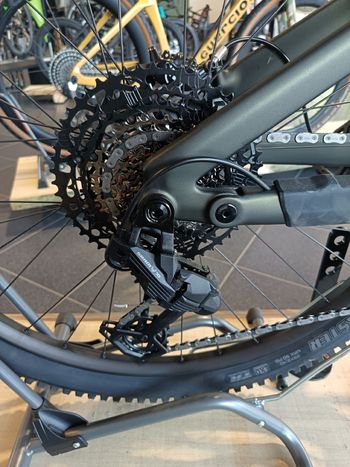 Used Steppenwolf Custom Other SRAM 2027 Mountainbike, Green — image 7 of 9