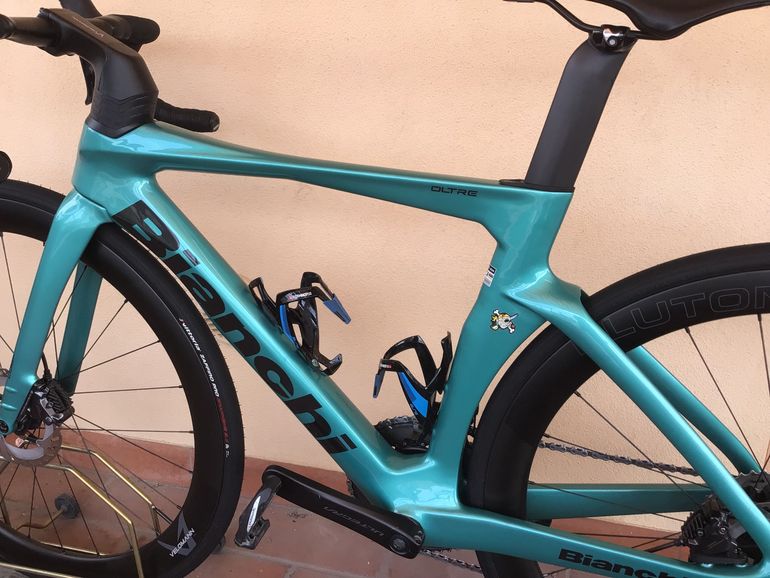Použité Bianchi OLTRE COMP ULTEGRA DI2 2025 2025 Road & Gravel — obrázek 8 z 16