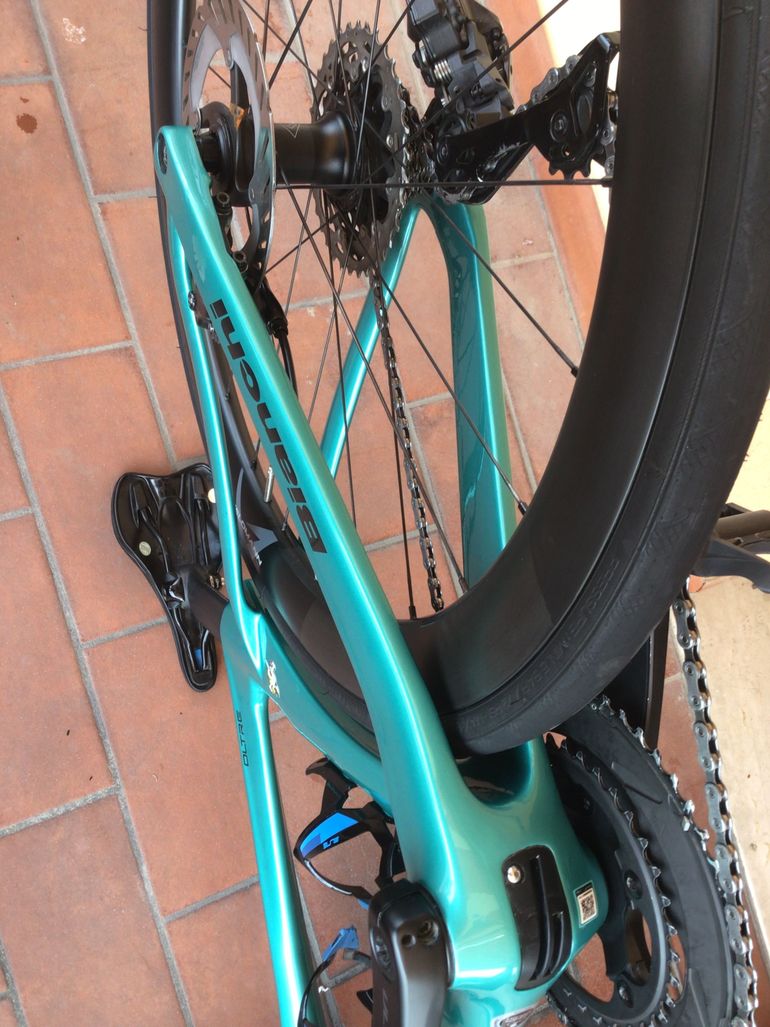 Použité Bianchi OLTRE COMP ULTEGRA DI2 2025 2025 Road & Gravel — obrázek 11 z 16