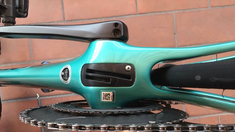 Použité Bianchi OLTRE COMP ULTEGRA DI2 2025 2025 Road & Gravel — obrázek 14 z 16